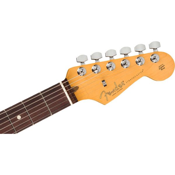 La guitare électrique Fender AM Pro II Strat HSS DK NIT : Test et Avis