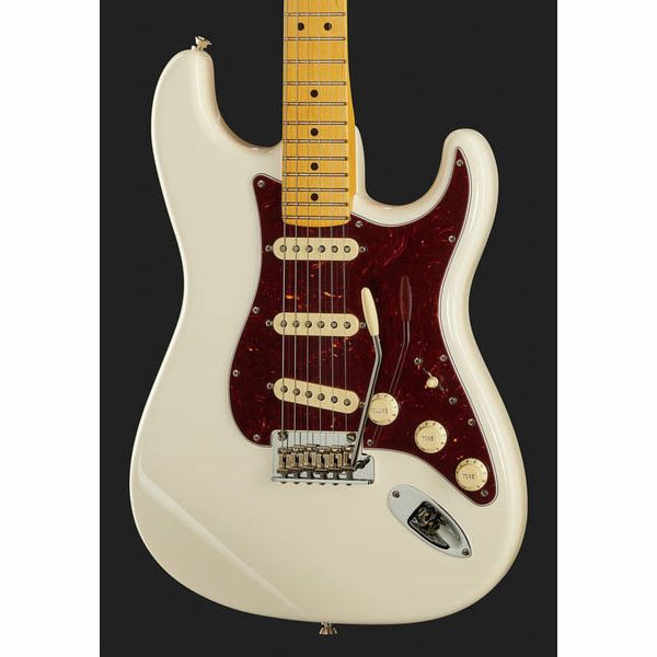 Fender AM Pro II Strat MN OWT (Guitare électrique) Test et Avis