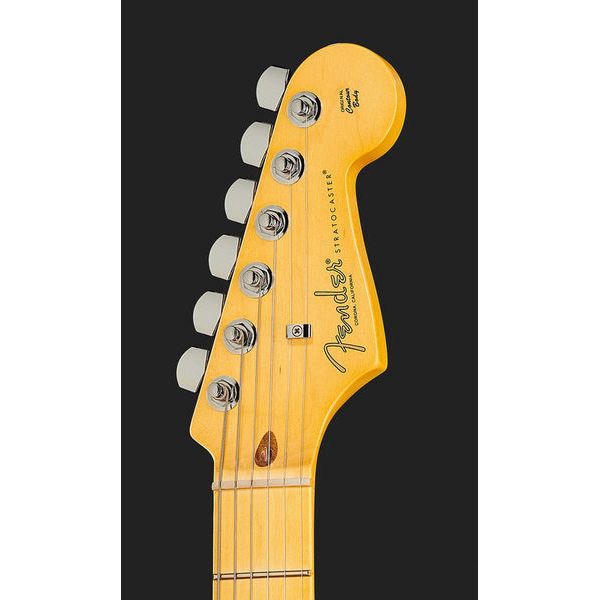 La guitare électrique Fender AM Pro II Strat MN MBL Avis et Test