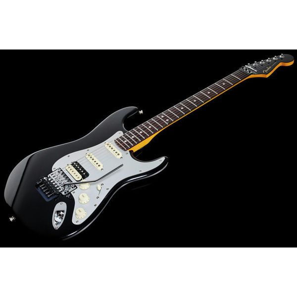 Fender AM Ultra Luxe Strat HSS FR MB (Guitare électrique) Test, Avis, Comparatif