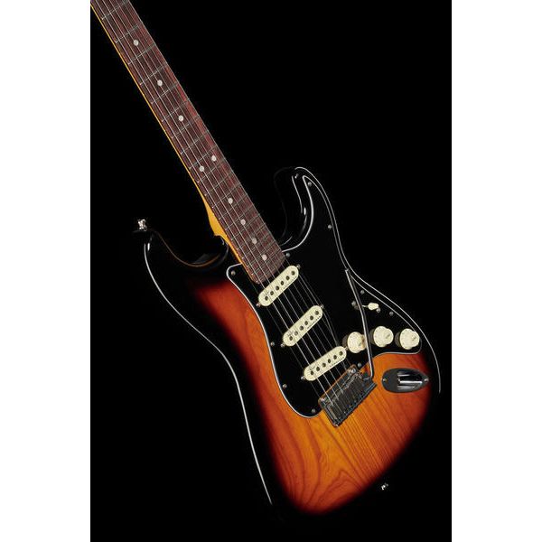 La guitare électrique Fender AM Ultra Luxe Strat RW 2CS : Avis, Test