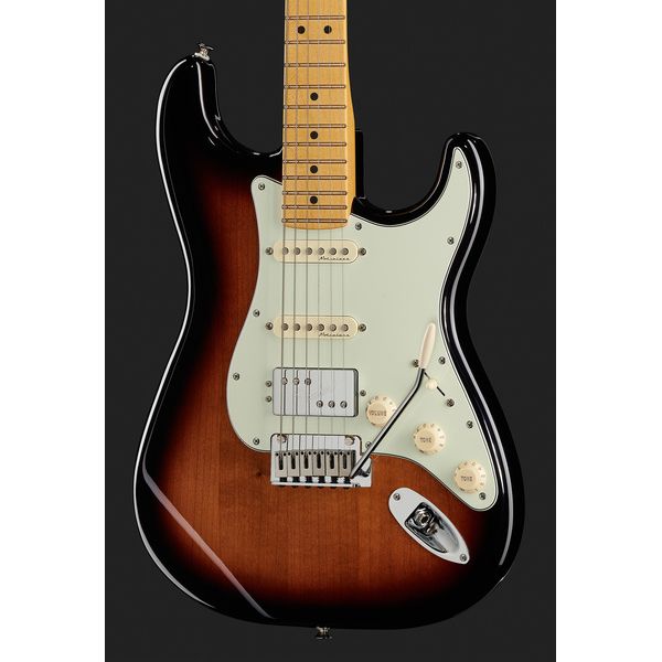 Fender Player Plus Strat HSS MN 3CSB (Guitare électrique) Test et Avis