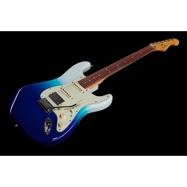 Guitare électrique Fender Player Plus Strat HSS BLB - Avis, Test