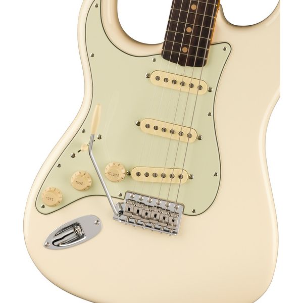 La guitare électrique Fender AV II 61 STRAT LH RW OWT , Test, Avis