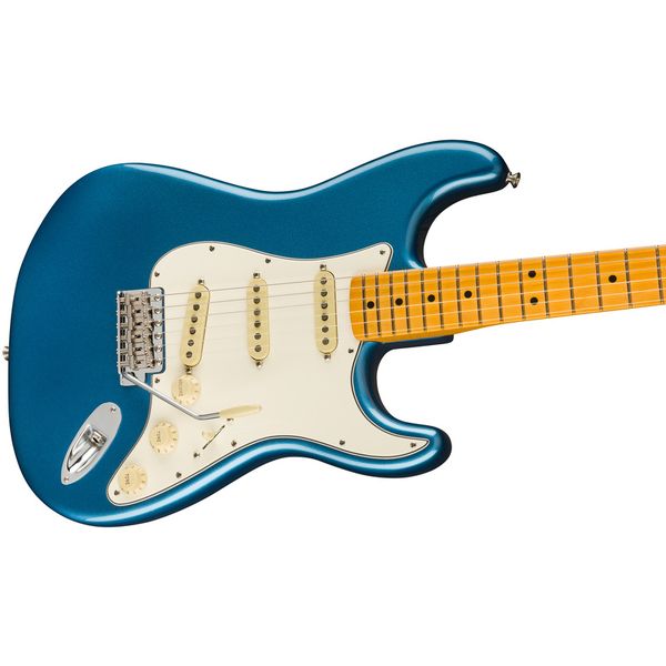 Guitare électrique Fender AV II 73 STRAT MN LPB , Test, Avis & Comparatif