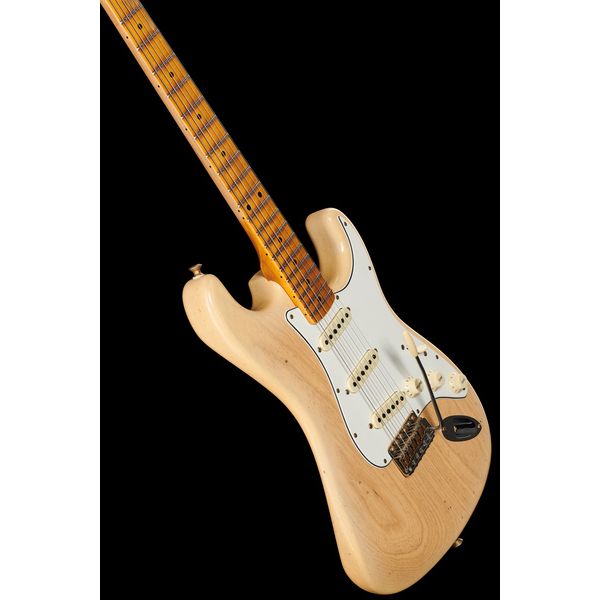 La guitare électrique Fender Postmodern Strat MN NAB Relic Avis & Test