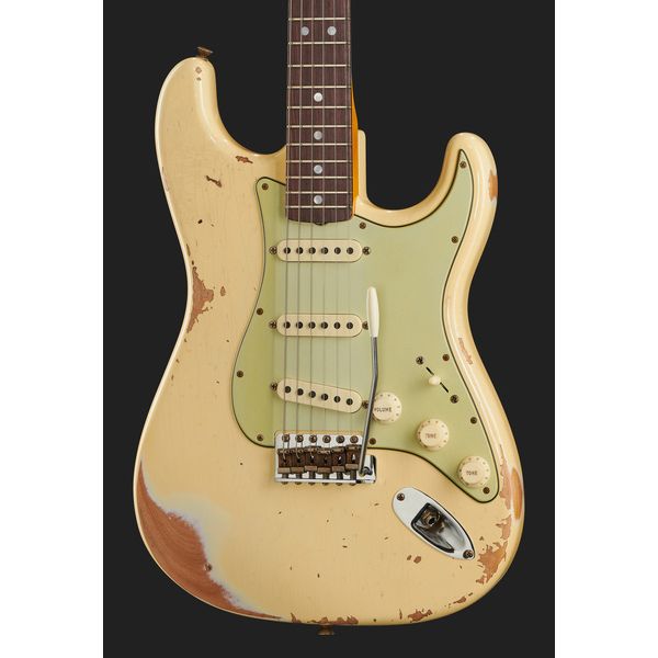 Fender 67 Strat AVW Heavy Relic (Guitare électrique) Test et Avis