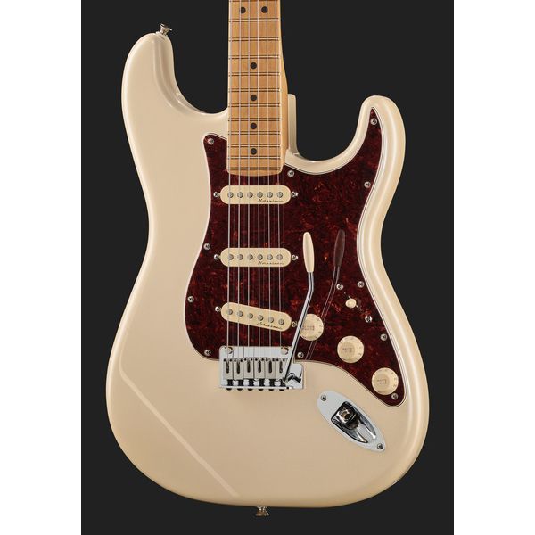 La guitare électrique Fender Player Plus Strat MN OLP Test, Avis, Comparatif