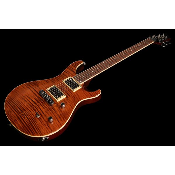 Guitare électrique Harley Benton CST-24 Amber Stripes Test et Avis