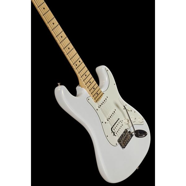 Fender Juanes Strat MN HSS LW (Guitare électrique) Test, Avis et Comparatif