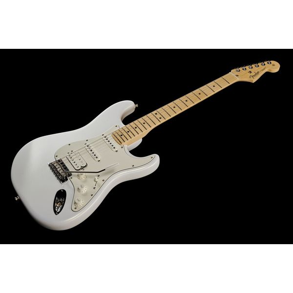 Fender Juanes Strat MN HSS LW (Guitare électrique) Test, Avis et Comparatif