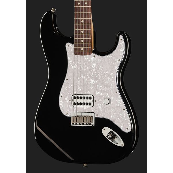 Fender LTD Tom Delonge Strat BK (Guitare électrique) / Avis et Test