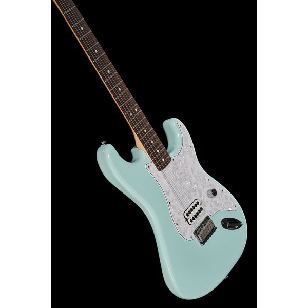 Guitare électrique Fender LTD Tom Delonge Strat DB , Avis, Test