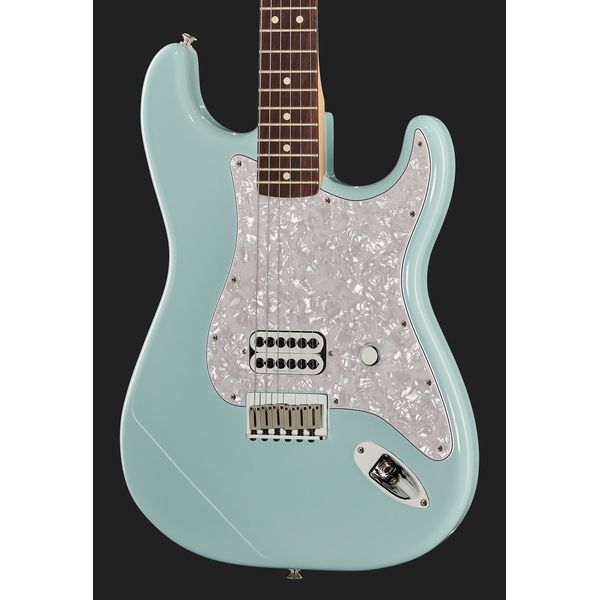 Guitare électrique Fender LTD Tom Delonge Strat DB , Avis, Test