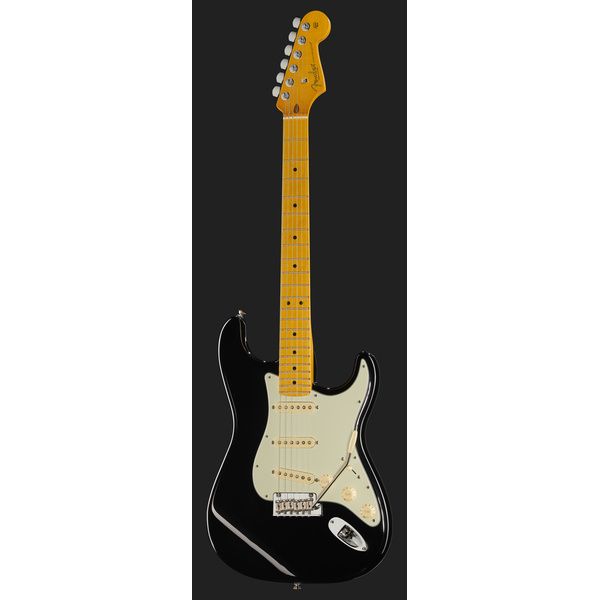 La guitare électrique Fender AM Pro II Strat MN BLK - Test, Avis & Comparatif