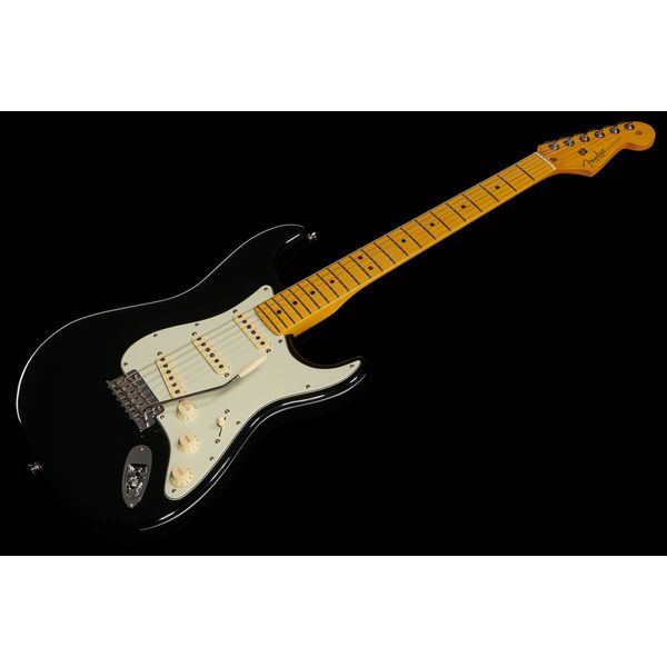 La guitare électrique Fender AM Pro II Strat MN BLK - Test, Avis & Comparatif