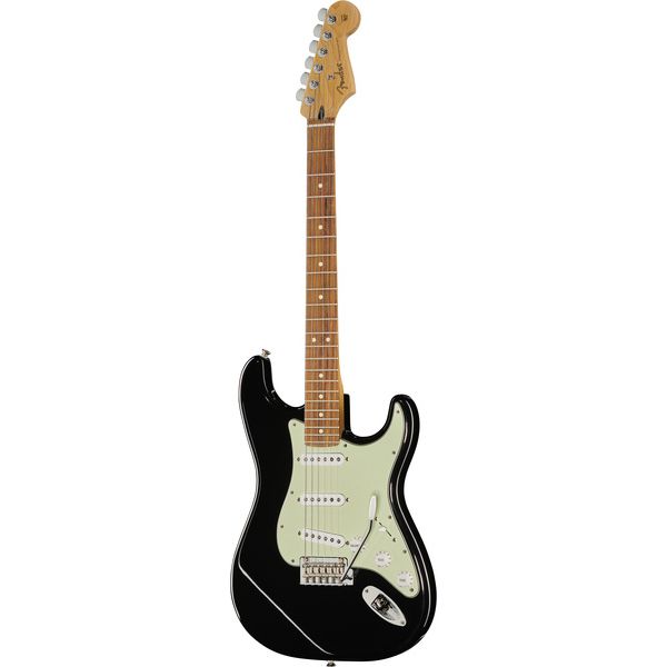 La guitare électrique Fender LTD Player Strat BK Test, Avis