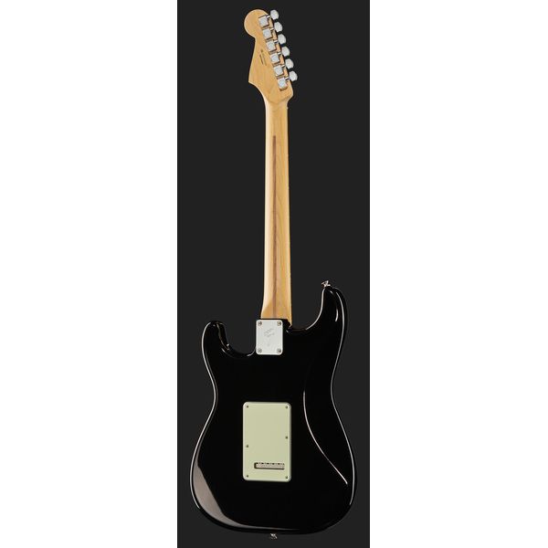 La guitare électrique Fender LTD Player Strat BK Test, Avis