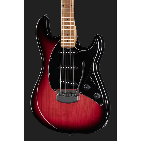 La guitare électrique Music Man Cutlass HT Raspberry Burst : Avis, Test