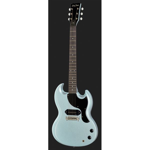 La guitare électrique Harley Benton DC-60 Junior Pelham Blue Test et Avis