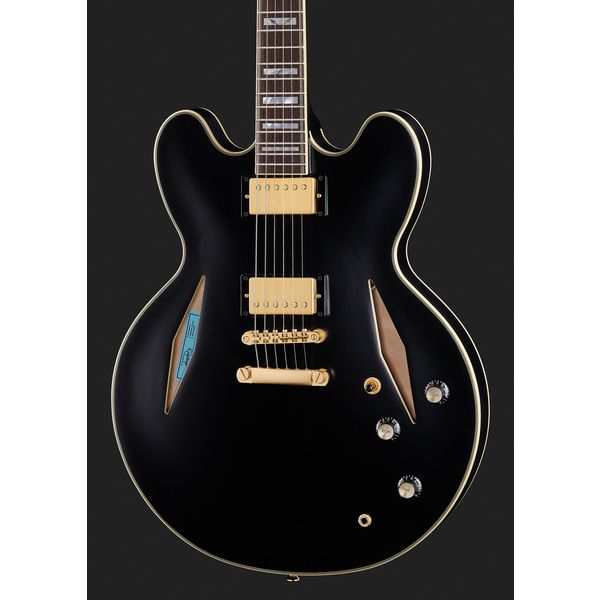 Avis sur Epiphone Emily Wolfe Sheraton Stealth - Test guitare électrique