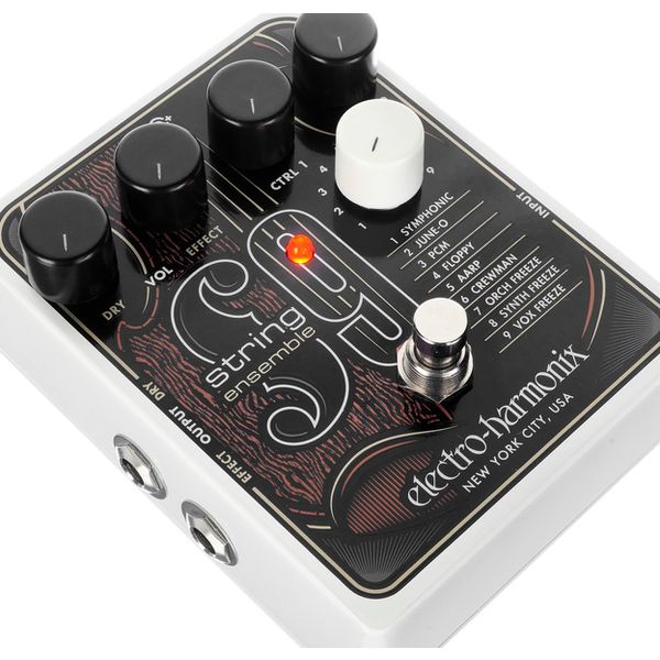 Avis pédale d'effet Electro Harmonix String9 String Ensemble