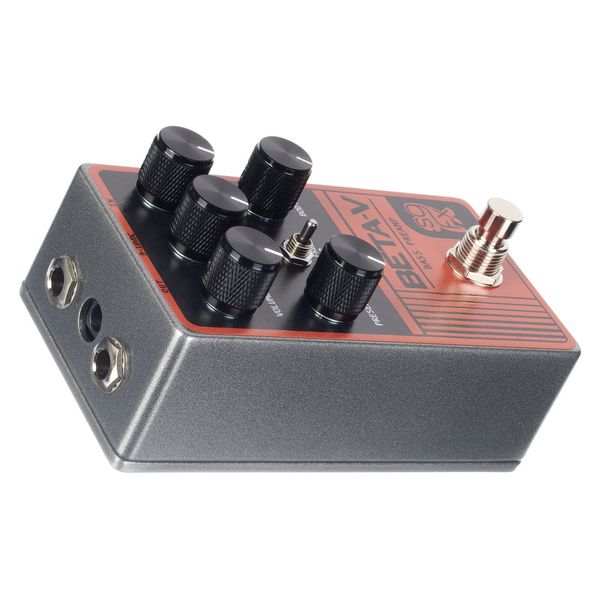 Solid Gold FX Beta V Bass Preamp - Avis sur cette pédale d'effet