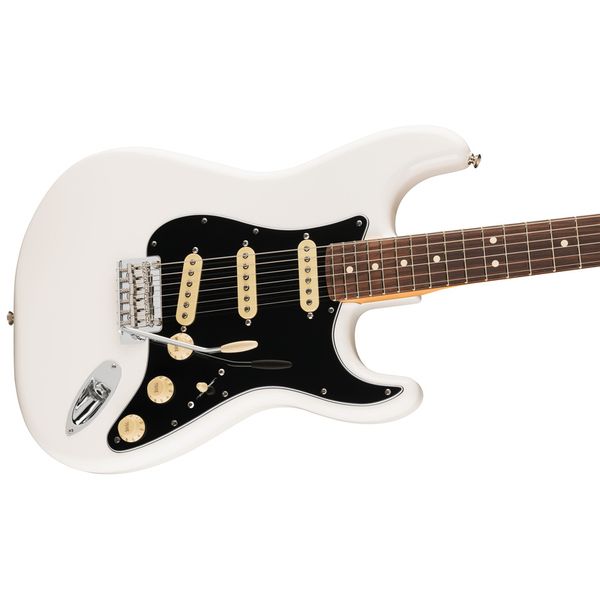 Avis guitare électrique Fender Player II Strat RW PWT