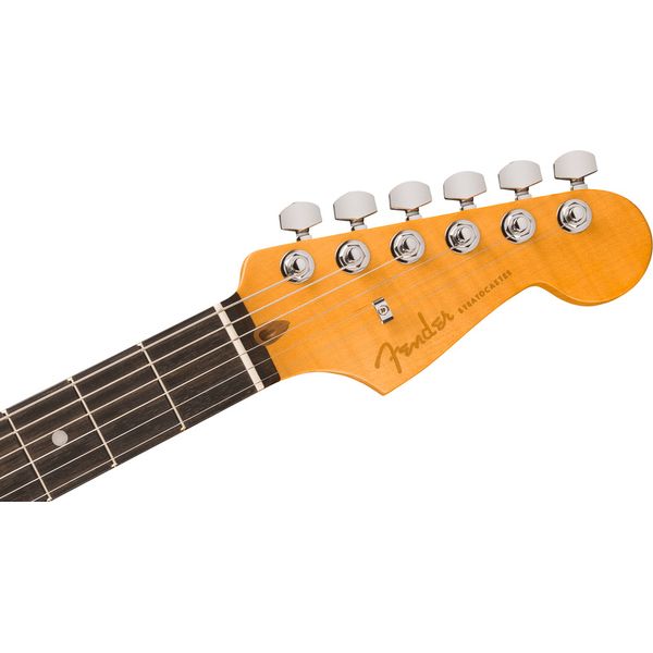 Fender Am Ultra II Strat HSS EB NBL - Avis sur cette guitare électrique