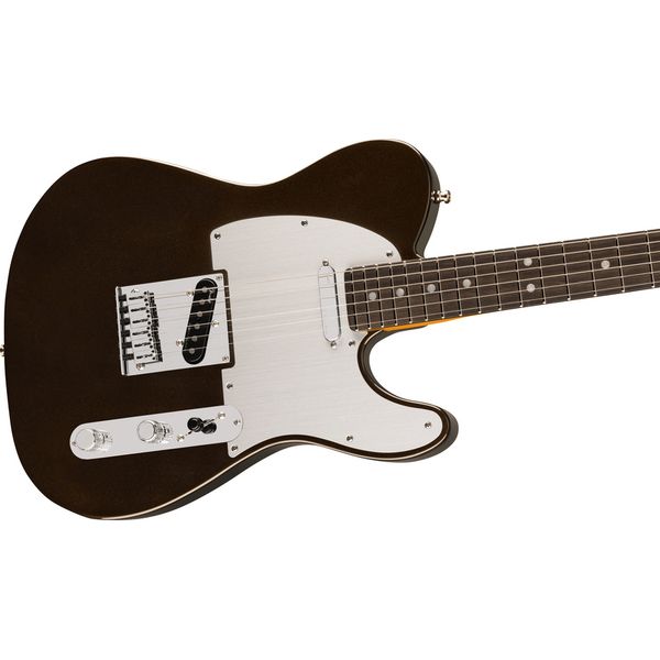 Avis sur Fender Am Ultra II Tele EB TXT - Test guitare électrique