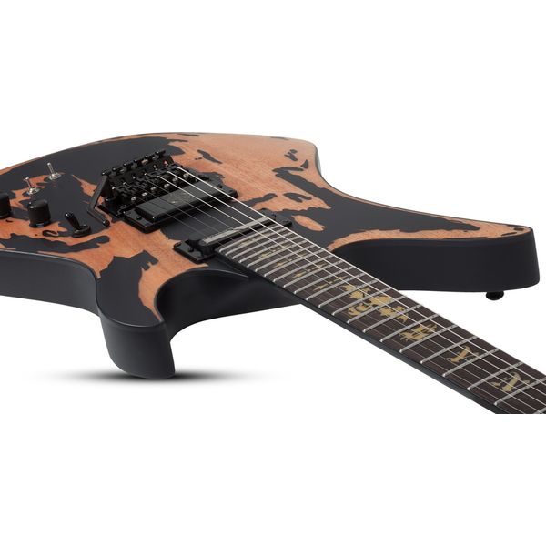 Avis sur Schecter Synyster Gates Custom-S SBL - Test guitare électrique