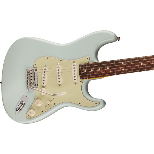 Avis sur Fender DE AM PRO II Strat RW SNB - Test guitare électrique