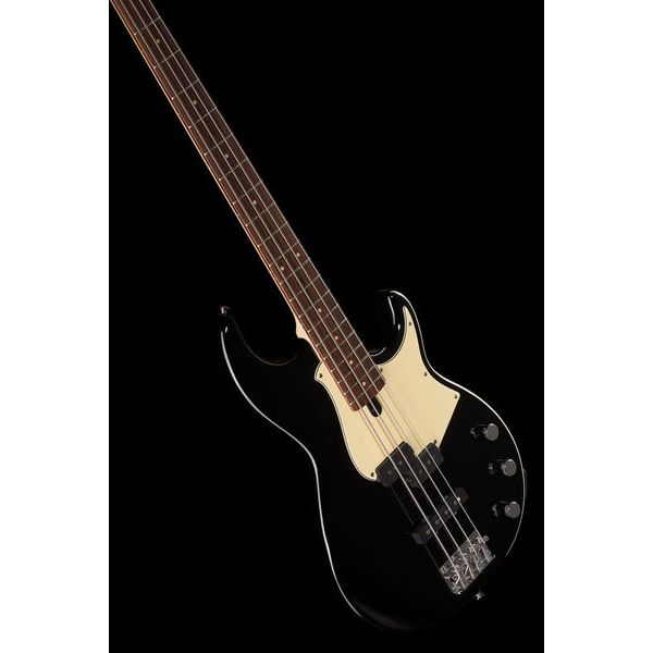 Avis sur Yamaha BB 434 BK - Test basse électrique