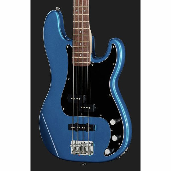 Avis basse électrique Squier Affinity P Bass PJ LPB