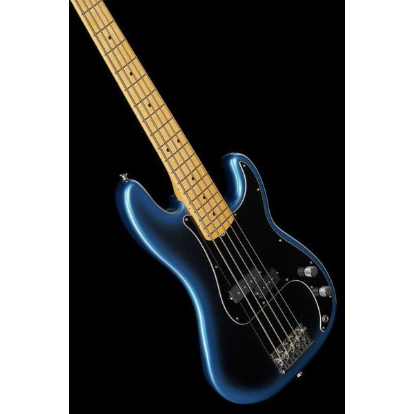 Avis basse électrique Fender AM Pro II P Bass V MN DK NIT