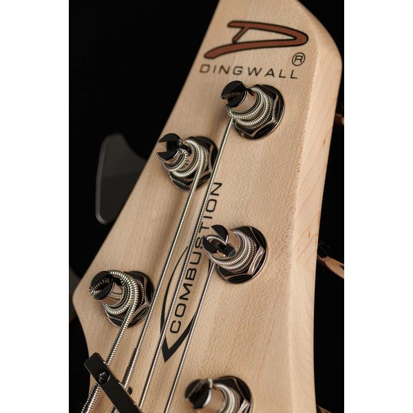La basse électrique Dingwall CB3 Combustion 5 Ultra Violet : Notre avis