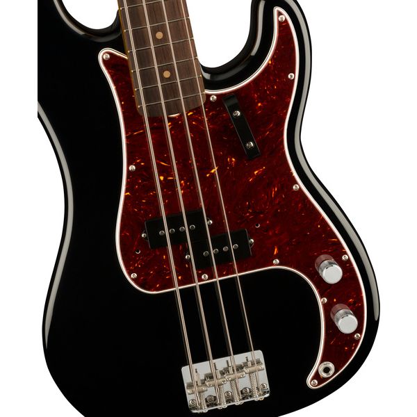 Avis sur Fender AV II 60 P BASS RW BLK - Test basse électrique