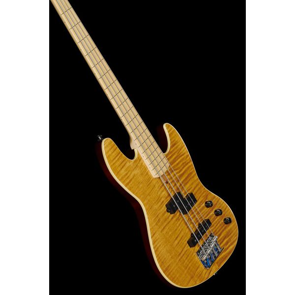 Avis sur Marcus Miller U5 NT MN Short FL - Test basse électrique