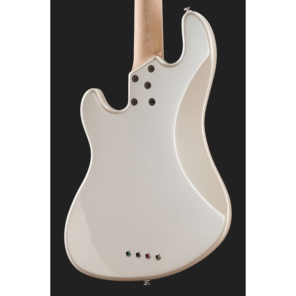 Avis sur Lakland Skyline Darryl Jones 4 WH - Test basse électrique