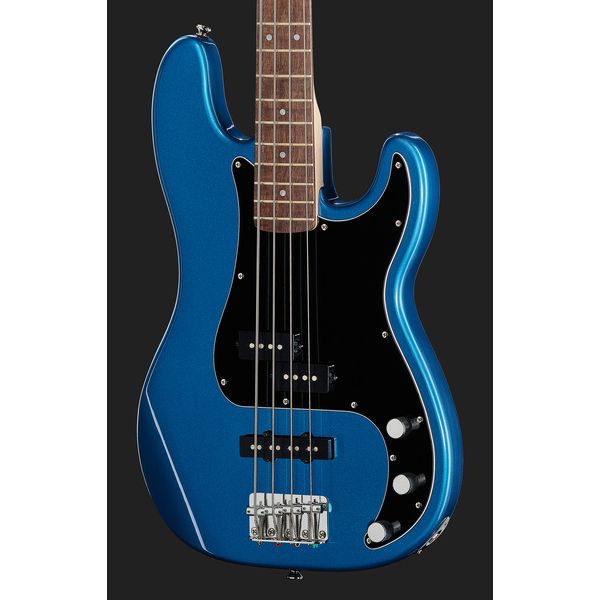 Avis sur Squier Affinity P Bass PJ LPB Set - Test basse électrique