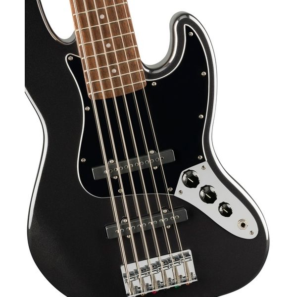 La basse électrique Squier Affinity Jazz Bass VI BKM : Notre avis