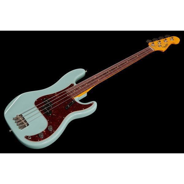 Avis basse électrique Fender AV II 60 P BASS RW DPB