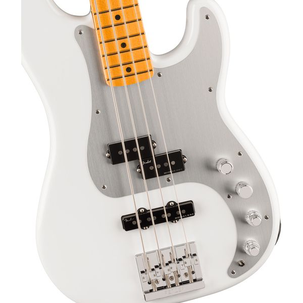 Avis basse électrique Fender Am Ultra II P Bass MN AVL