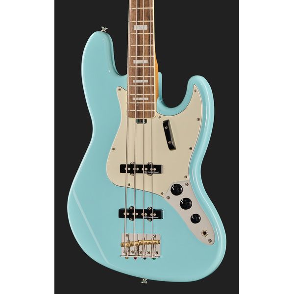 La basse électrique Harley Benton MV-4JB Daphne Blue : Notre avis