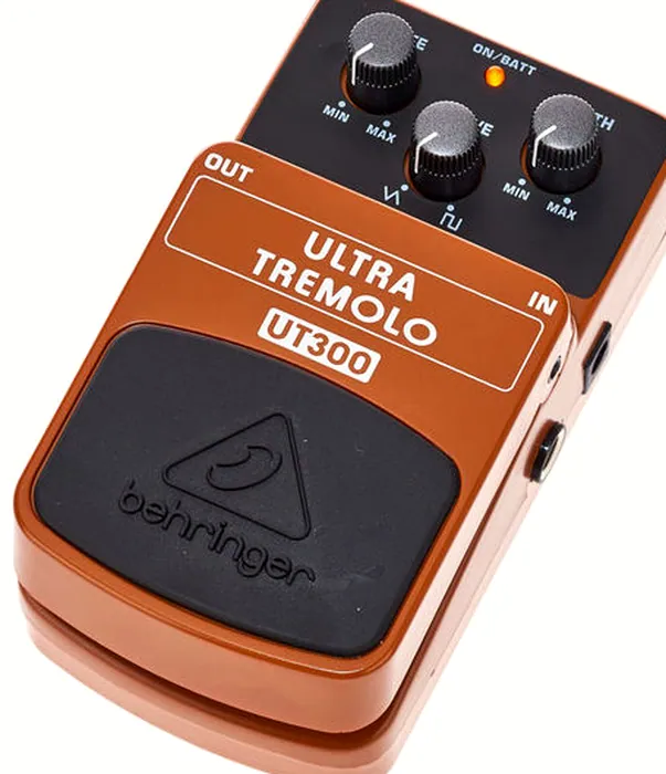 Behringer UT300