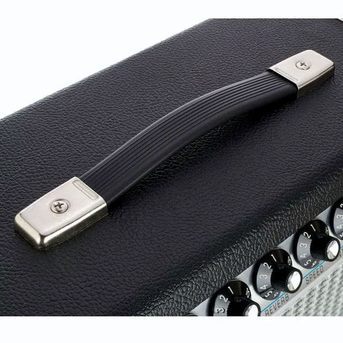 Fender 68 Custom Vibro Champ – photo 11