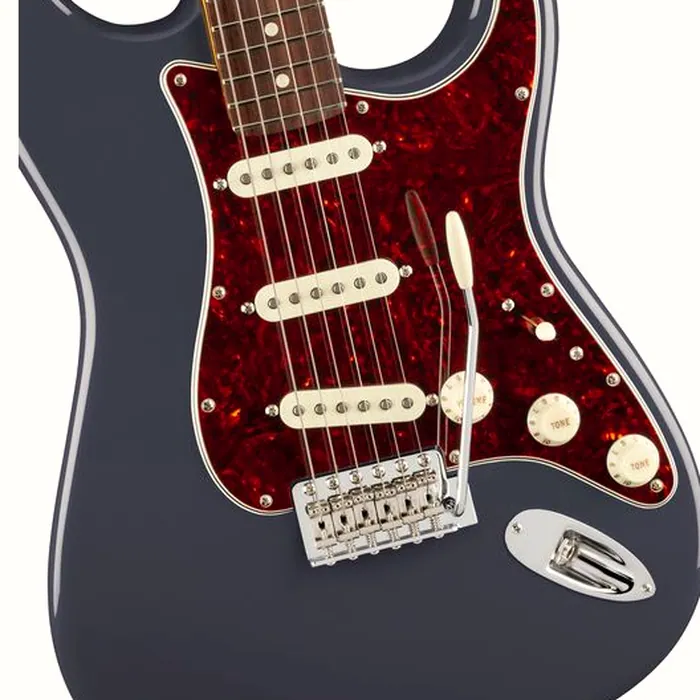 Fender Am Pro Clsc Strat RW FBLK – photo 5