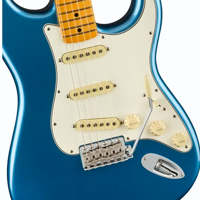 Fender AV II 73 STRAT MN LPB – photo 6