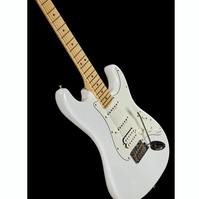Fender Juanes Strat MN HSS LW – photo 12