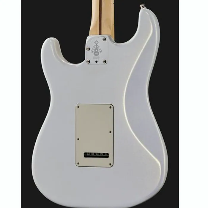 Fender Juanes Strat MN HSS LW – photo 7